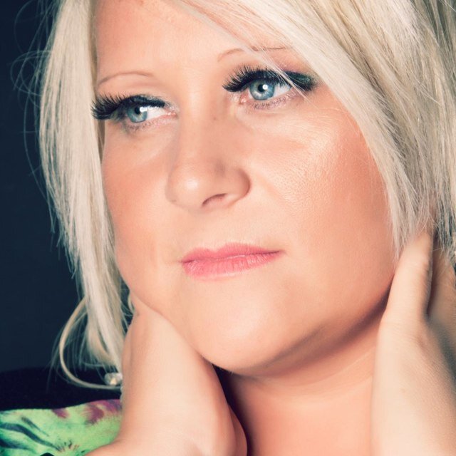 Singer / songwriter