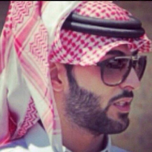 اكتب بما يعجب الأخرين لأصل ذائقتهم  
ويكفي محبتهم ورضاهم بما اكتب
