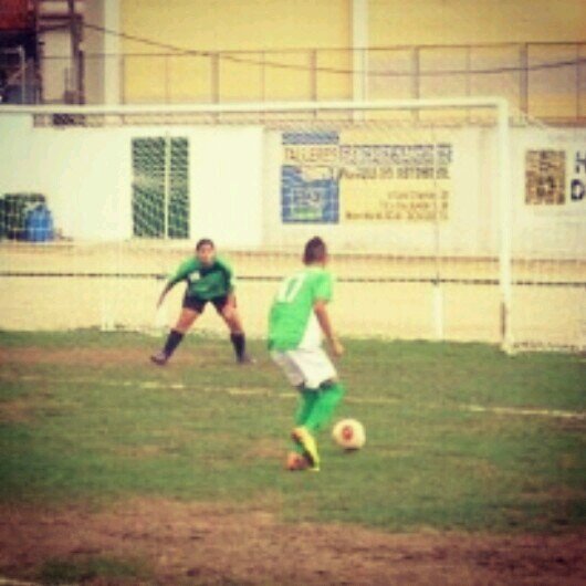 Delantero del Club Deportivo Santa Amalia. Dando por culo desde que nací. Soy protagonista de mi vida. Me importa una mierda tu opinión , soi como soi ;)