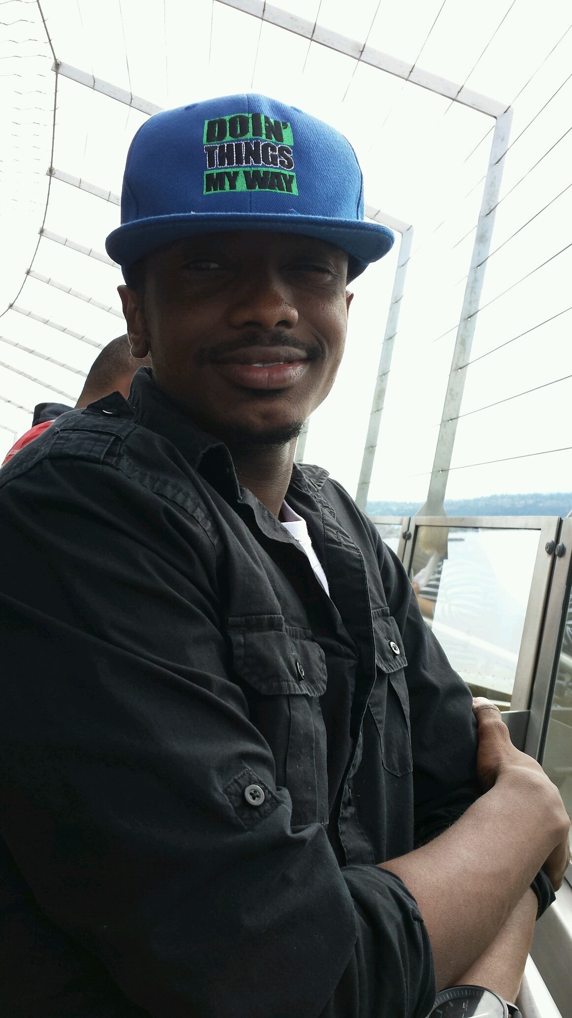 Robertkariuki82's profile picture. 