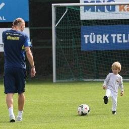 Caner erkin hayranı tarafından açılmış sayfadır!!