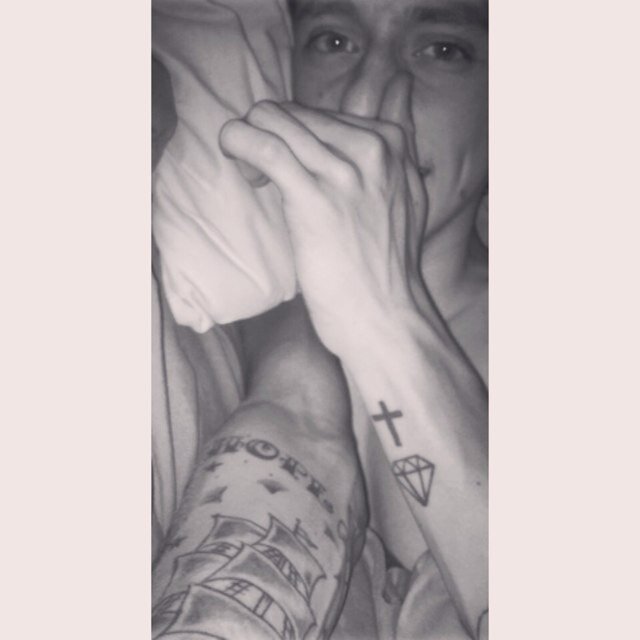Tea, tattoos and toast. That 6n van.Insta - talbot6n_