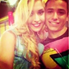 Apoyo Incondicional a  @Auromiranda∞
                  « Forevah With Auro »