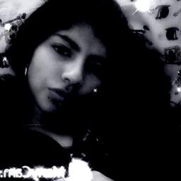 tratame conoceme no juzgues.. enamorada de la vida, pienso mucho las cosas antes de hacerlas.....