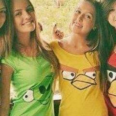 eu amo gente alegre ... as pessoas felizes me seguem que eu sigo vcs beijim ...