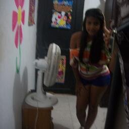 Olaa :3 Como van :) Soy nueva por aca Ajsjdhdkfgkgh :) Estoy comprometida :3 Awww.