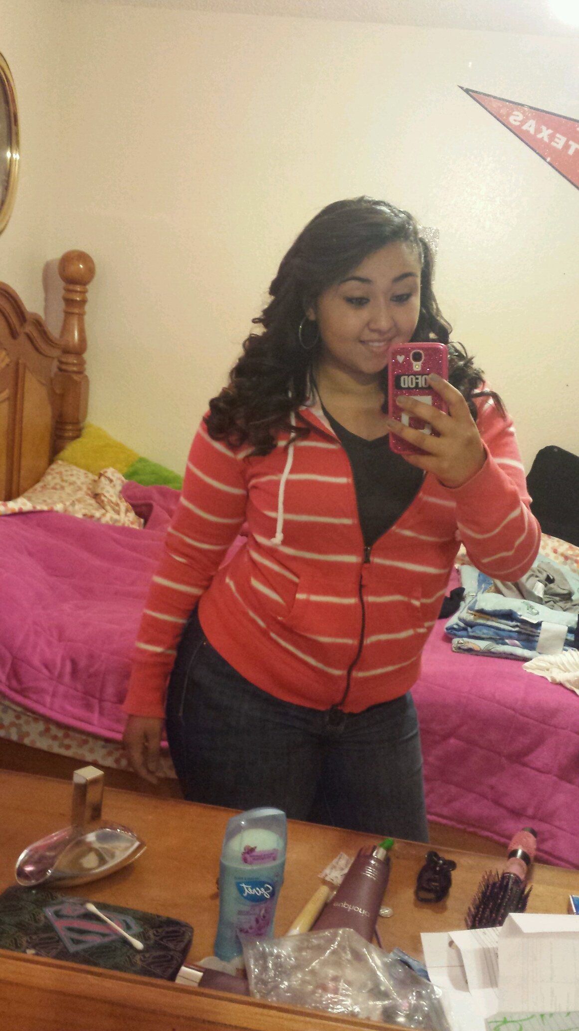 18! #DVHS Senior #AthleticTrainer #PINK            follow me♡