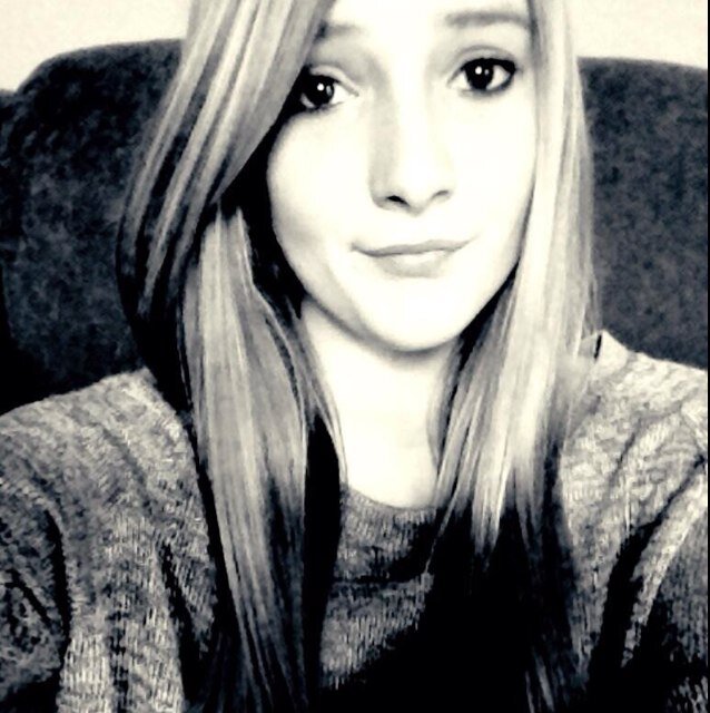 Follow me and i'll follow back ♡
