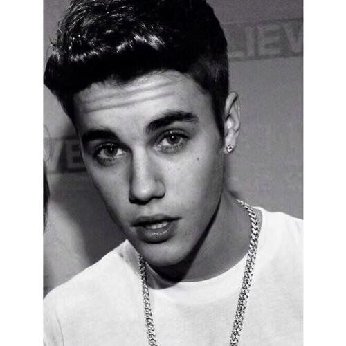 follow @Logan_Hendersex @BiebsftJai instead