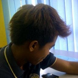 hye azmi,16 tahun stay keramat,study at rawang..taken by ♥atira•﹏•... since 01/04/13 you follow me i follow back..