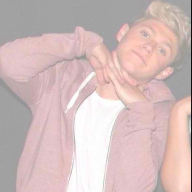 please follow @kingdomnarry xx
