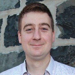 Citoyen engagé et agent de recherche oeuvrant dans le domaine de la sécurité publique et de l'éducation des adultes