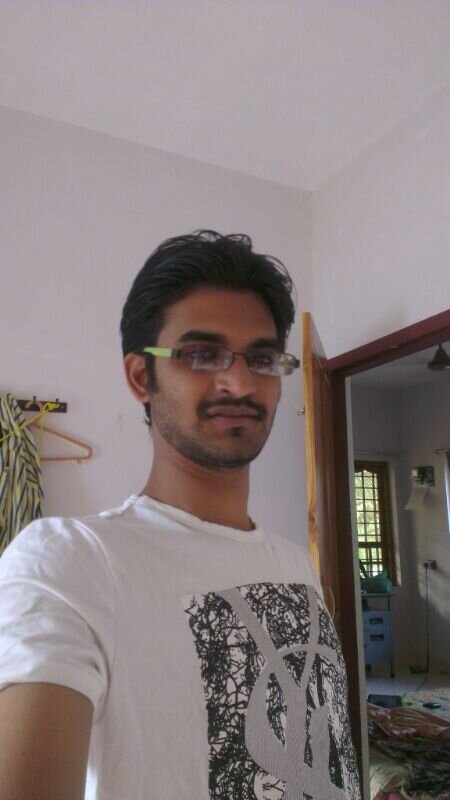 raxtwejer's profile picture. 