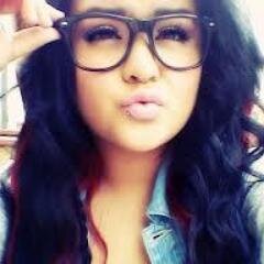 Bad Bitches Only- ♡†huG♡-Lesbian-#TheWeeknd

I Follow Back❤