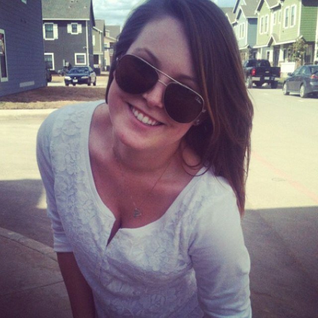 SydneyCendalski's profile picture. Life is what you make of it which is why mine is filled with pink and glitter.