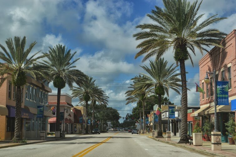 Living and vacationing in New Smyrna Beach, Florida - one of the best beaches in North America!