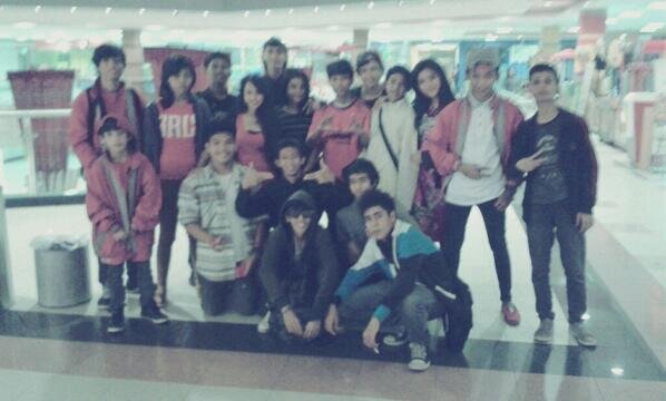 Open Member for Shuffle,Jumpstyle,Hiphop,Robotic,Glowstick,B-boy,Modern&Sexy Dancer.Come Join Us CP Alvi: @CalvinRainz 29889316