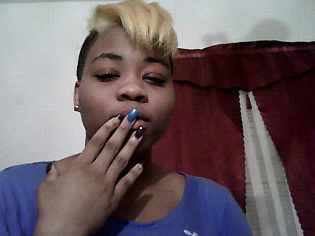 ladiijay18's profile picture. 