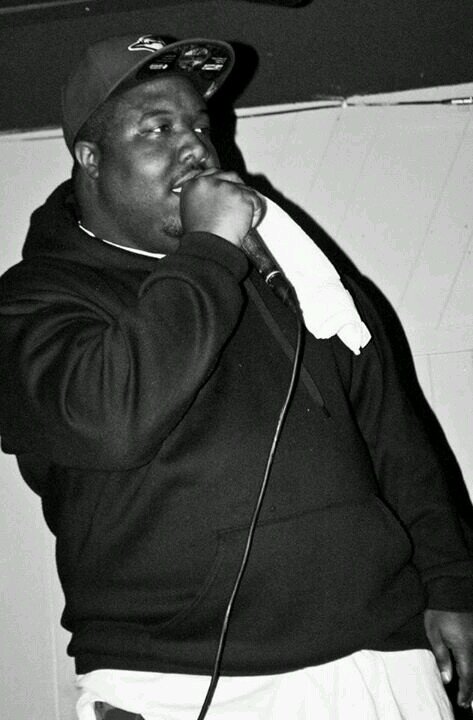Artist and Audio engineer for booking email me at Wild1Freshclothes@gmail.com