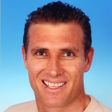 I fix leaking showers - FAST! And I clean & seal tiles and grout. Tile Rescue - Wollongong Northern Illawarra - your local expert for Tile & Grout Maintenance
