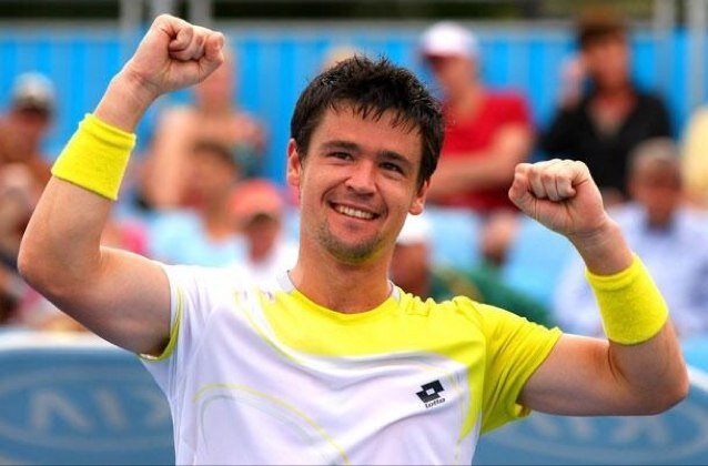 Former GB number 2 tennis player and now TV analyst. Employed by Santander UK Corporate Bank.