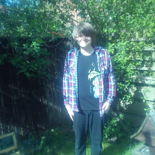 Follow me and ill follow back and if I follow you follow me back