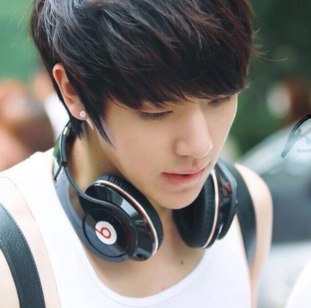 Leader of the 씨클라운. #followbackbot {roleplay:: @RoME_Cclown}