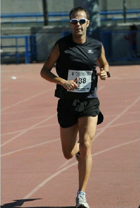 Siempre dicen que correr es de cobardes, pues cógeme si puedes, cobarde!!!