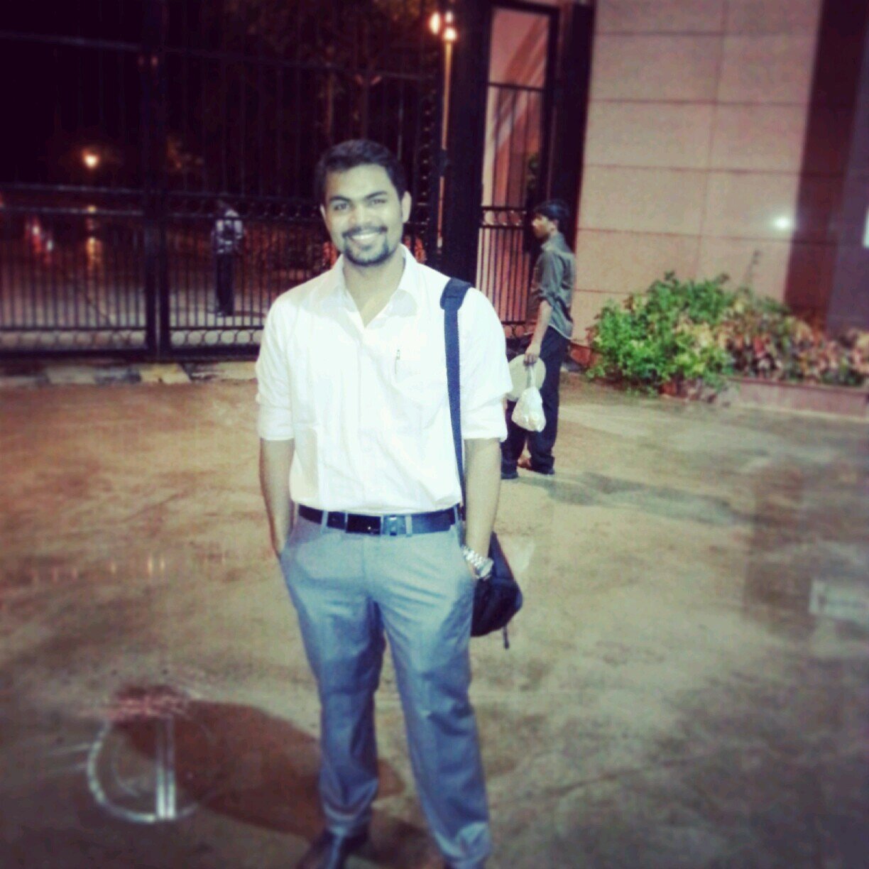 sales guy,
fitness freak,
iron addict,
Never give up