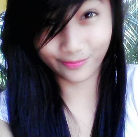 |senior || a proud FAIRVIAN || sweet girlfriend ||  @sheniabra's daughter || and a beautiful servant of GOD|