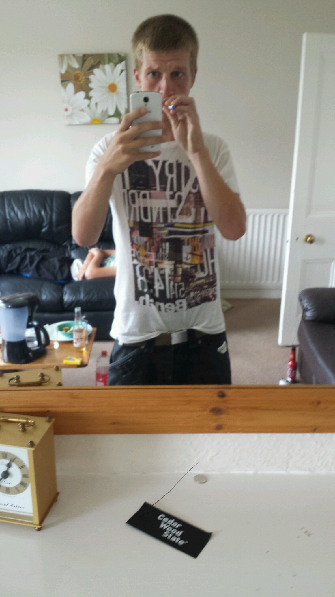 ✞ #FollowMe . #SelfEmployed #RoofTiler #SelfMade 20, Single. ✞