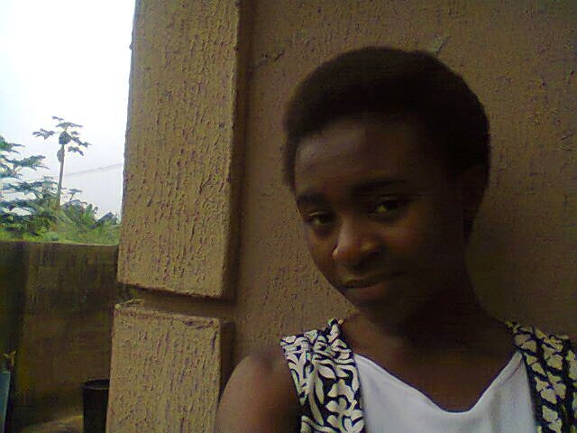 Cool,calm,crazy babe,award winning home singer,wanna know more about me,just press da follow button....dhooooor!!!
