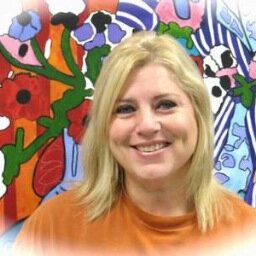 Artist who loves teaching children about ART!  Avid painter and dabbler.