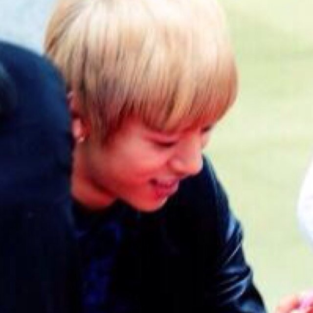 ซุปเปอร์แด้หล่อมาก ~ #แดแด้อีสแบ็ค #BAP_Bth ← หล่อสุดในแฟมนี้