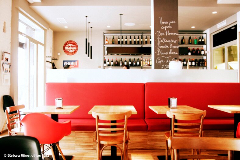 madrilestaberna's profile picture. Los Madriles, una de las tabernas más populares de Valencia se reinventa. Cocina de mercado, menús de cuchara y el sagrado cocido de Miércoles, Jueves y Sábado.