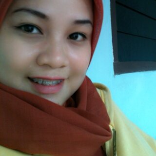 Sarjana pendidikan | dalam tahap magister pendidikan| love's my parent | stay alive alone in this way :) inshaAllah