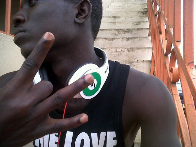 A cul boy deeply in luv wth maame konadu@okaiherbz