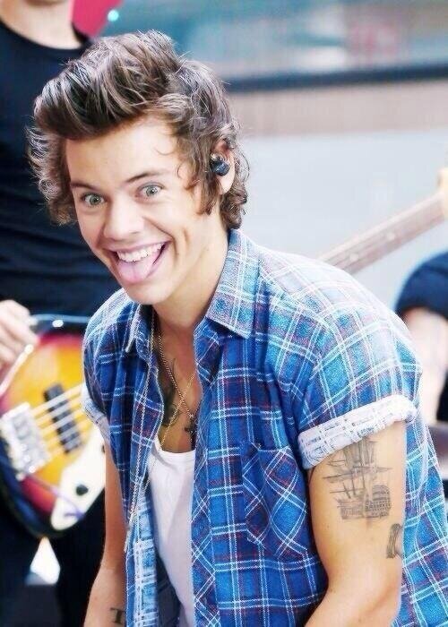You just got a free follow bc you're fab, please go follow @hxpelessharry for me. Yh x