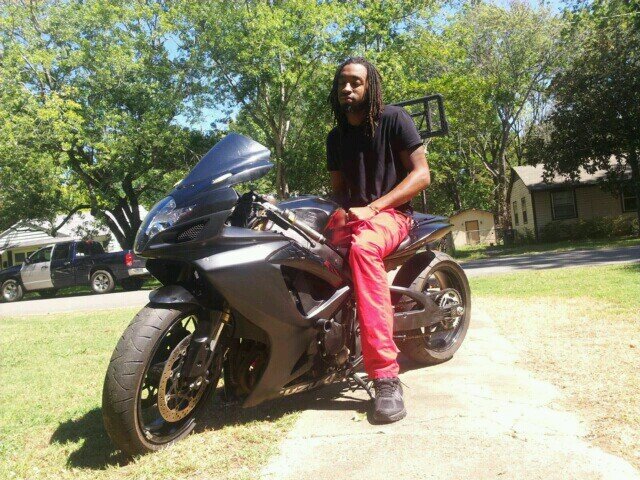 kill all the bull #MONEY FAM #teamdroid #teamgsxr if u don't like what I tweet unfollow me