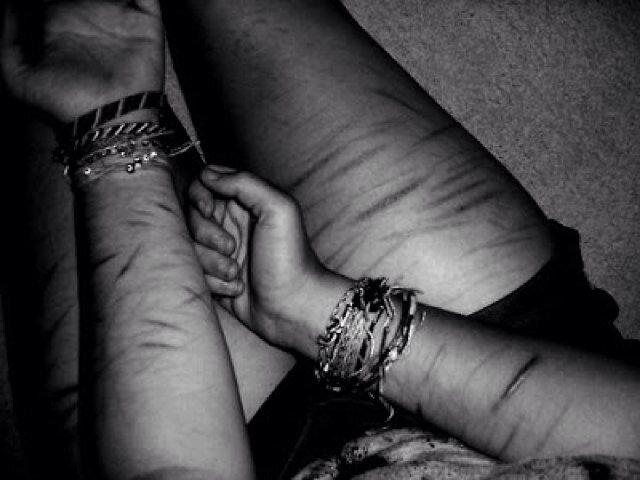 HelpMe_SelfHarm's profile picture. IM FINE