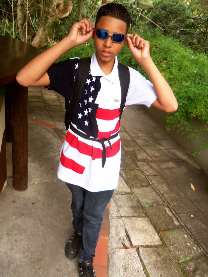 quem quiser mi conhecer melhor é só chamar no wathsapp 941818070) o sinao la no wechat pequeno_bico