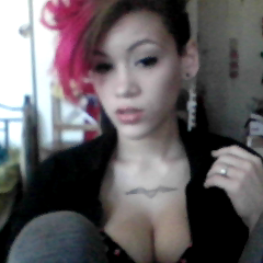 HEY! Call me Smokie ; super weird pot head - Follow/FollowBack Model, Writer, Singer, Artist, Friend :3