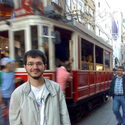 fizyoterapist , bilimkurgu delisi 
                             'Sevgi bilgecedir , nefret ise aptalca.'                Bertrand Russell