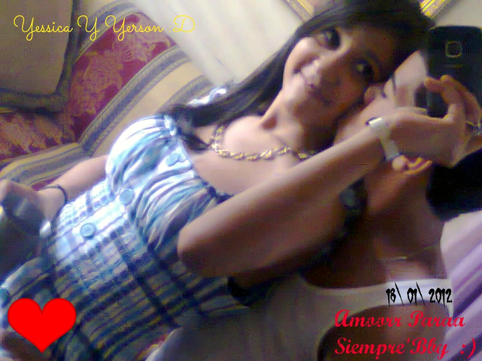 -Hola soy Yessica & trato se superarme día a día no me llevo de lo que diga la gente.
-Amo a mi familia & valoro lo que tengo ^.^
Yo'Soy De Yerson El Menol