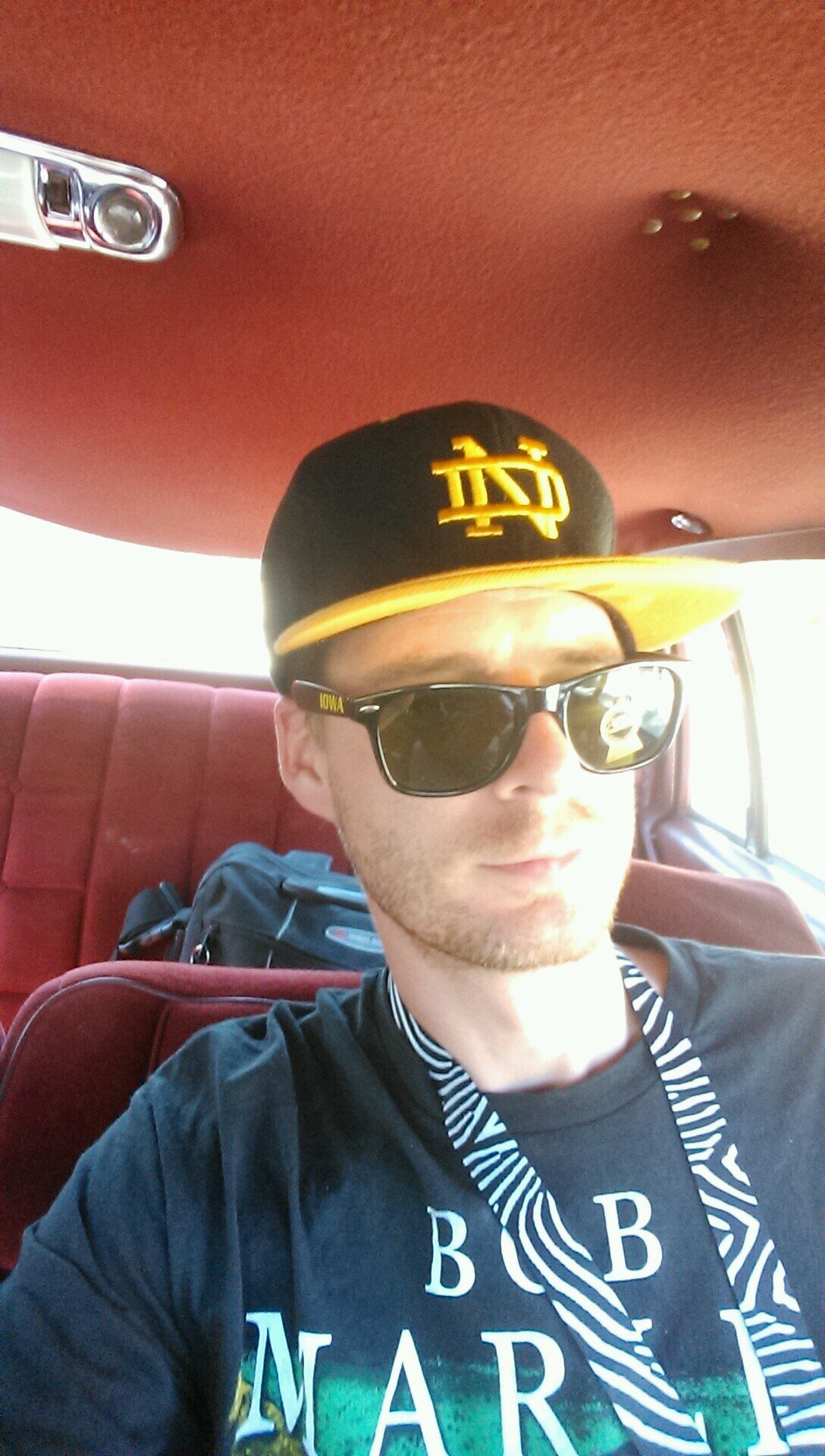 Living loving, making music/writing lyrix/freestyle