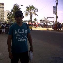 Cristiano,lleno de Gozo y FE,Dios es mi fiel amigo, mi vida y la d mi familia gira en la persona de Jesus,Bendiciones:)