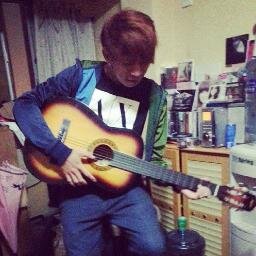 STARBUCKS / 周杰倫/ MOVIES / MANCHESTER UNITED / BLOGGING / PHOTOGRAPHY / DOGS / SINGAPORE / MACAU / CLUB / TRAVEL / SINGING / MUSIC / RUNNING / DRAWING / DESIGN