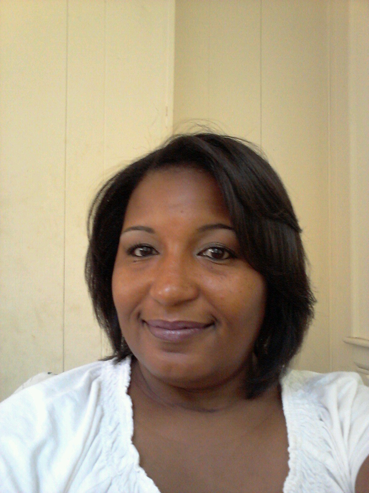 mom of three great kids/Nurse/a person who loves to chat. Follow me and see