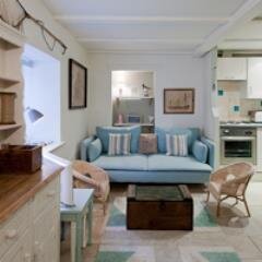 Cosy and traditional fisherman's cottage, located in the tiny seaside village of Dunstan nextdoor to Craster and Dunstanburgh Castle.
