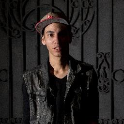 Produtor Músical, Baixista da @Verohnioficial e vocal da @BandaTrygun